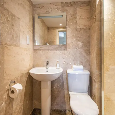 Holiday home 2 Bed In Kirkbymoorside Oc-G0173 *